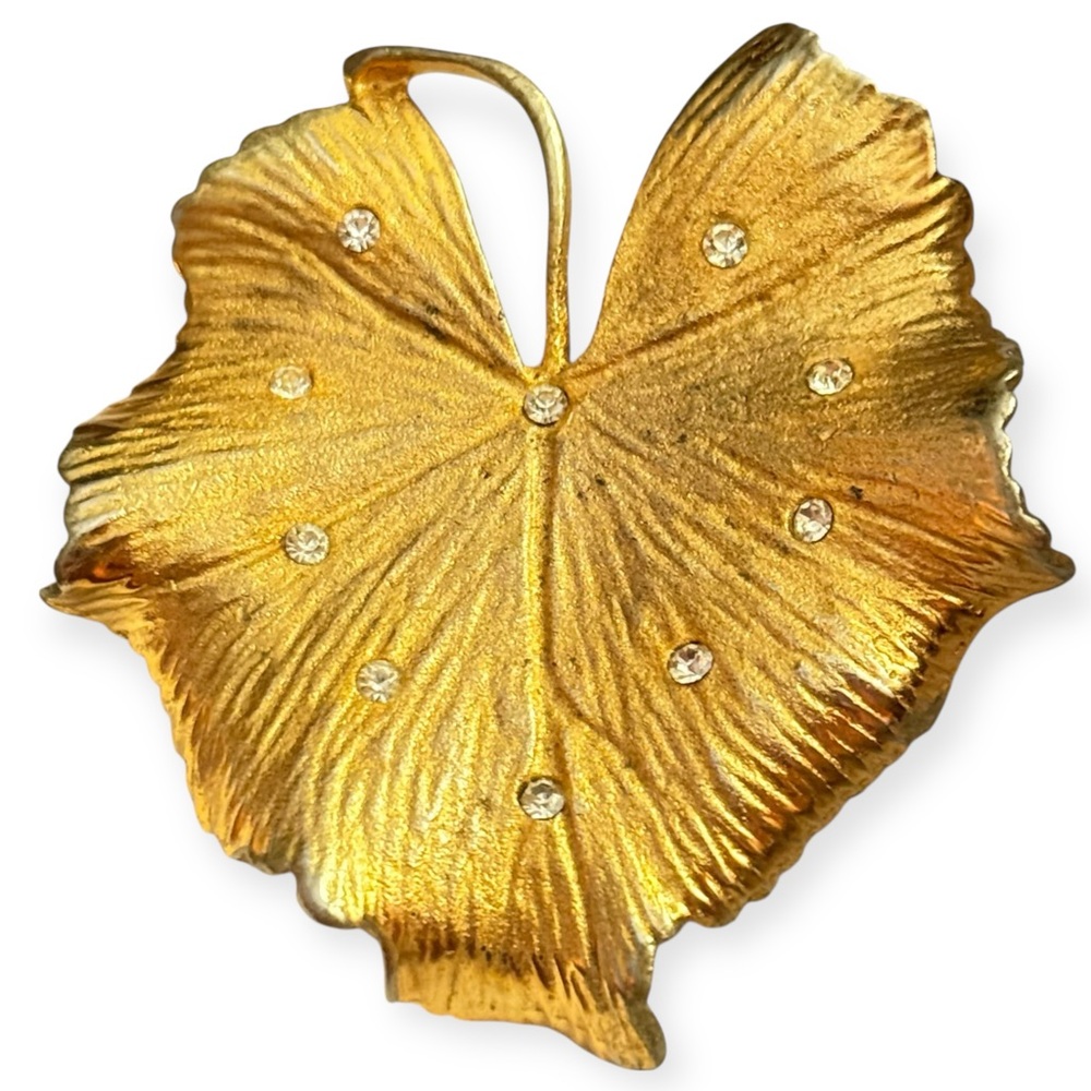 Vintage Coro Lily‎ Pad Brooch Gold Tone with Rhinestones Signed